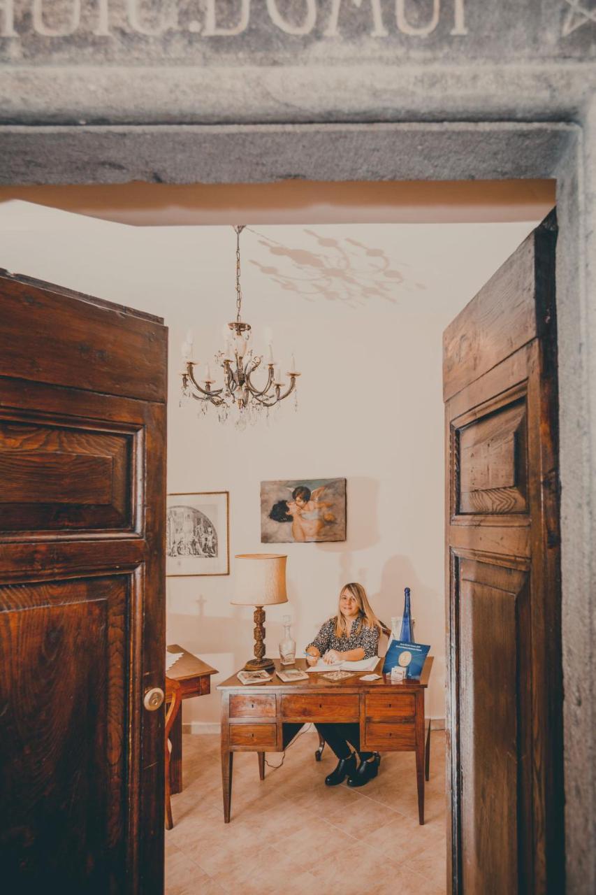 B & B La Fontaine Residenza D'Epoca ヴィテルボ エクステリア 写真
